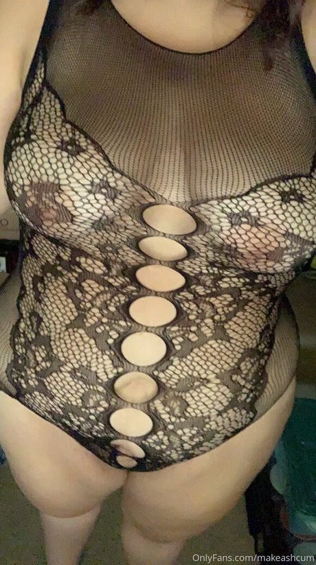 makeashcum nude pornstar picture