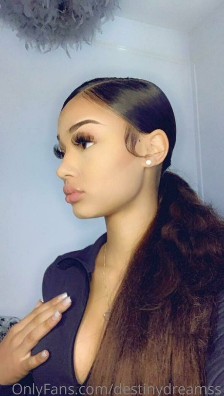 chubby goth onlyfans hd gallery