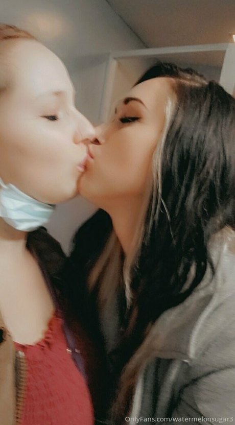 blonde shemale onlyfans sexy pictures