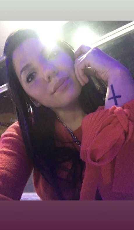 sabrinadbg erotic actress pics