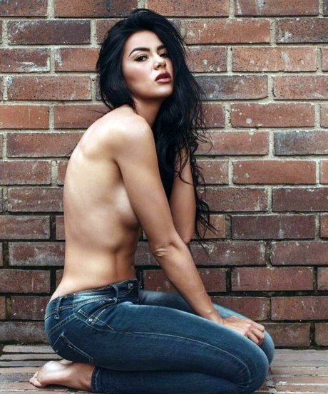 Paola Triana free pornstar images