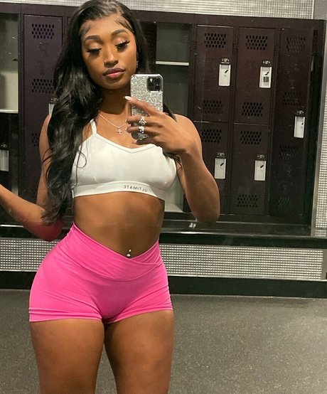 ItsTavvi pretty star photos