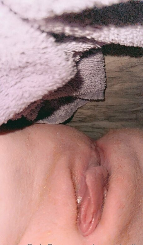 sassyholly adult actress pic