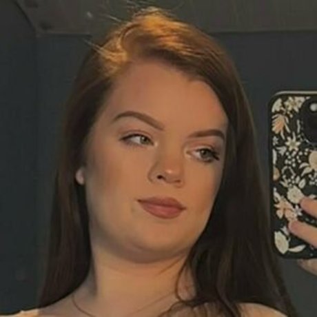 sassyholly adult actress photos