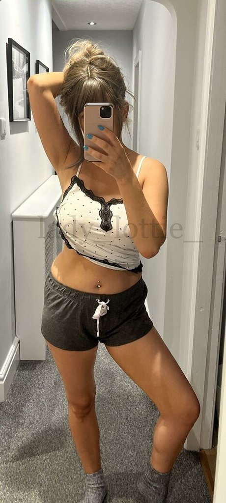 Lady Lottie xxx star pics