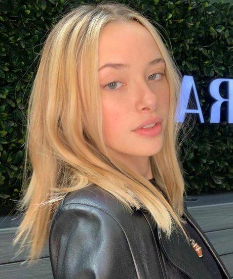 Lola Losada beautiful pornstar pics