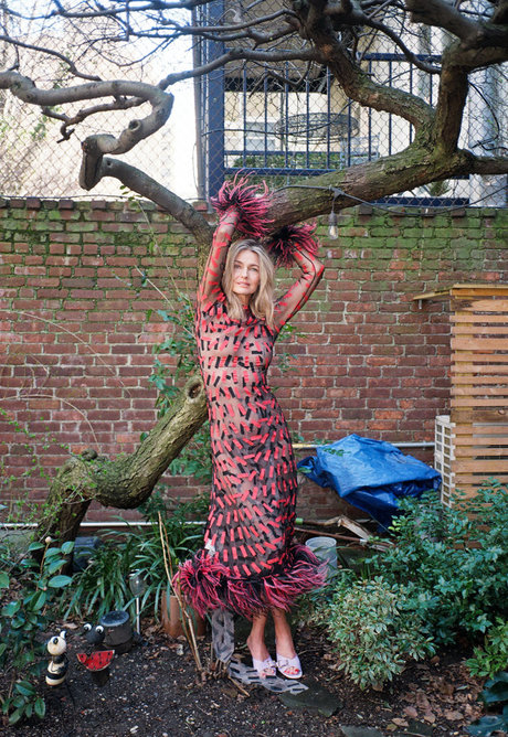 Paulina Porizkova porn star img