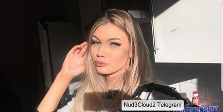 Throat Coach model porn photos