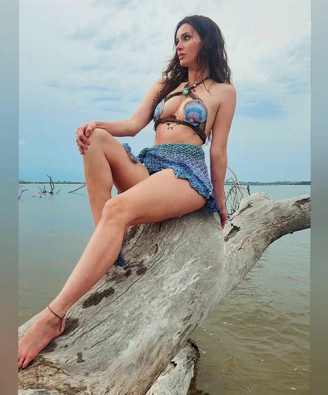 Alyson Tabbitha free pornstar pics