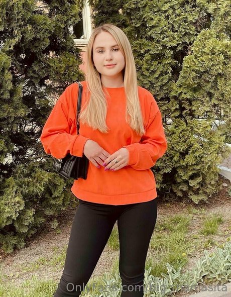 curvy kitty onlyfans hot nude galleries