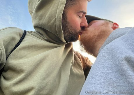 roaminghog actress archive