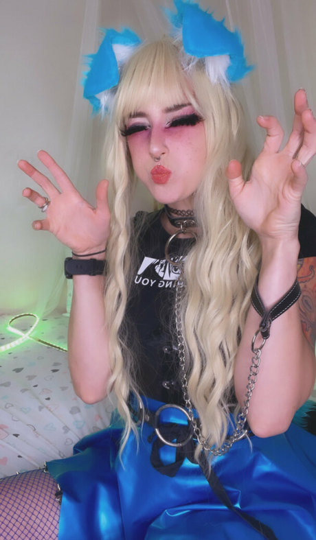 emeryfennecfree high quality model pic