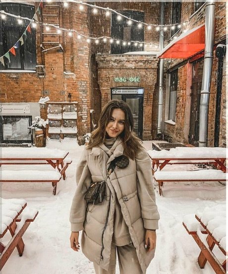 allwene free pretty model picture