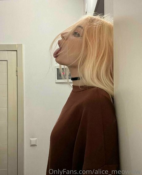 alice hot xxx star naked archive