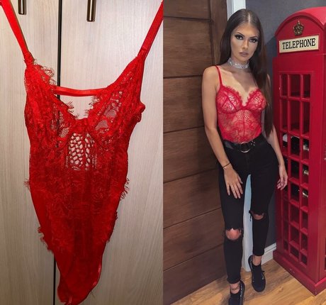 Xavia Brooke erotic star galleries