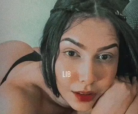 lsaabreuw exclusive model pic