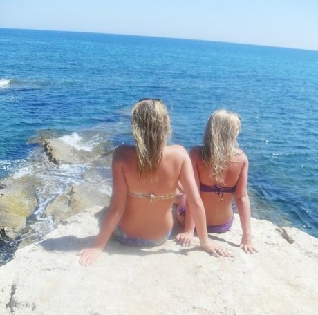 Rosie Leicester naked actress pic