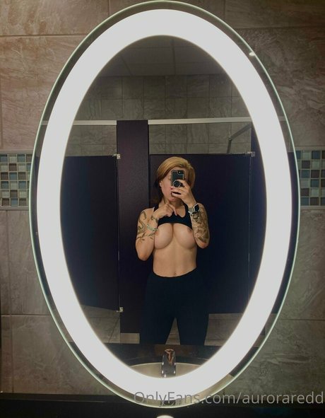 auroraredd adult star img