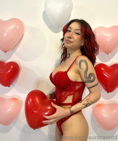 auroraredd art star pics