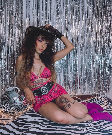 asian influencer onlyfans free xxx galleries