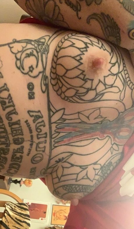 quad awful art model image