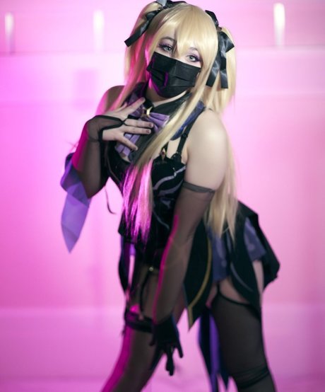 Meikasama model nude gallery