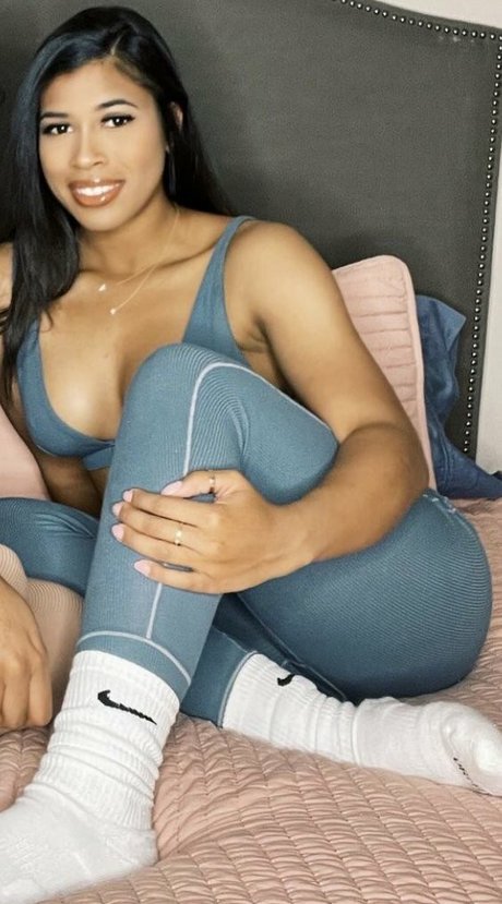 Taylor Haller xxx actress photos