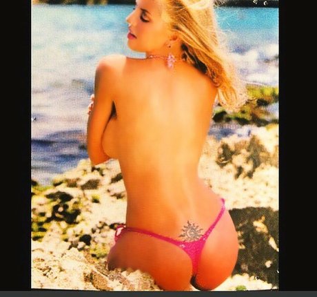 teen young onlyfans pornographic img