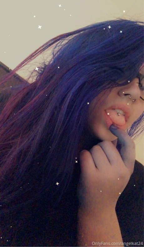 angelkat24 naked model photo