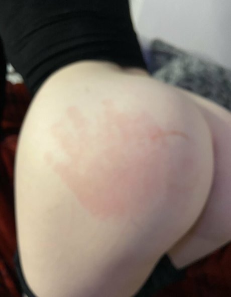 nicolelow94 nude star pics