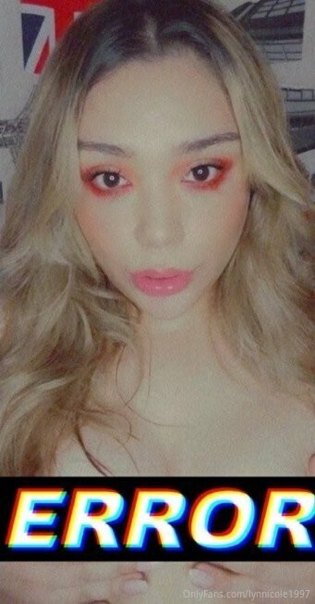 nicolelow94 model erotic photos