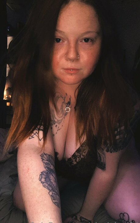 nicolelow94 naked model pictures