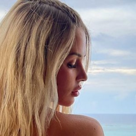 natural ass onlyfans beautiful naked img