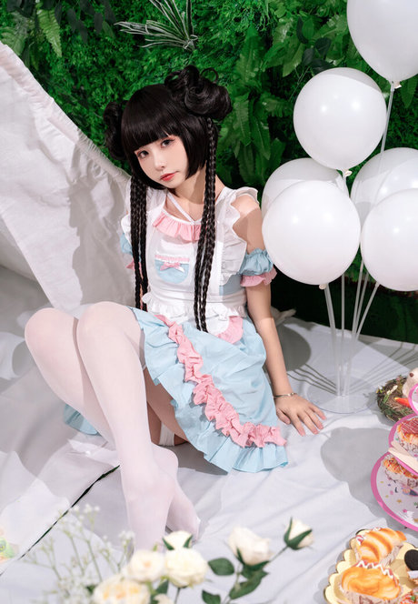 female popular onlyfans art naked photos