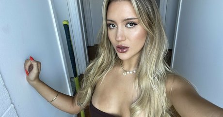 pantyhose milf onlyfans free photos