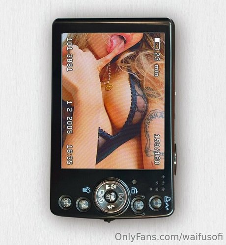 waifusofi hot pornstar pic