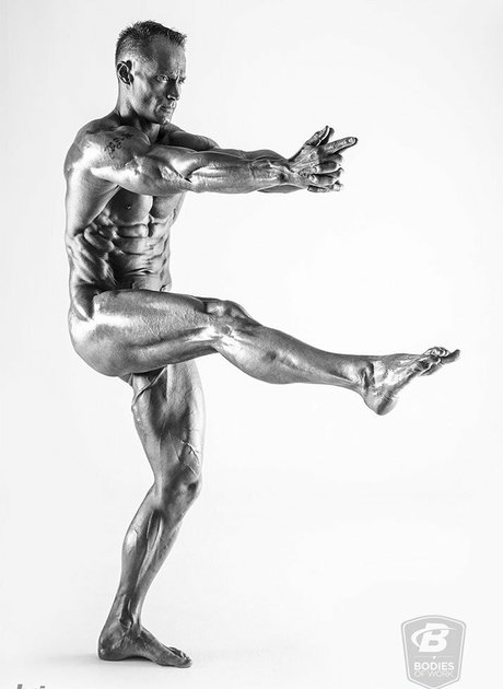 Bodybuilding com s BodiesWork pornstar erotic pics