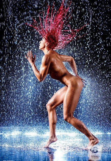 Bodybuilding com s BodiesWork nude star photo