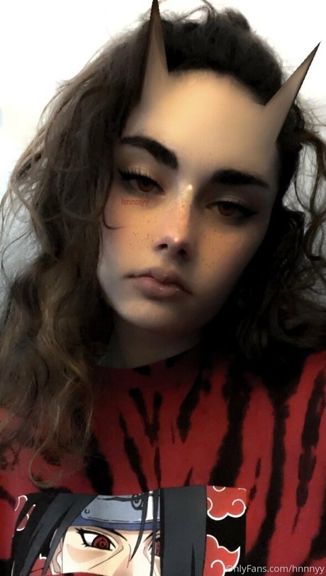 hnnnyy naked actress pics