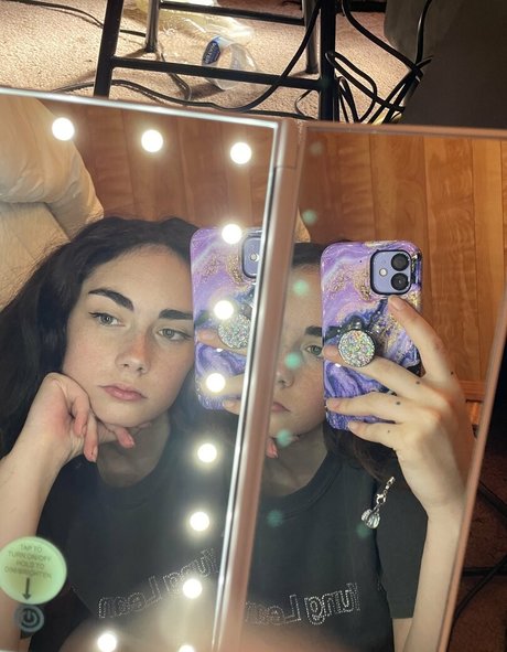 hnnnyy nude model galleries