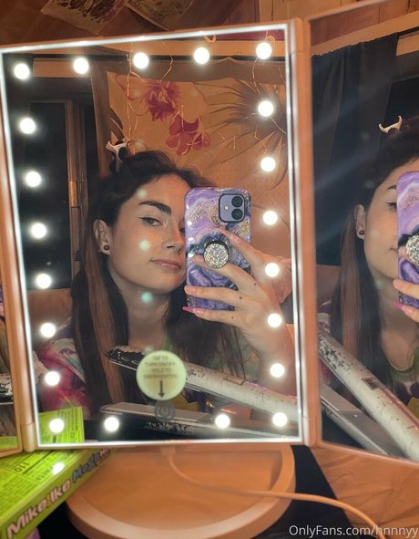 hnnnyy top model picture