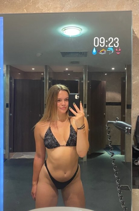 Lauren Lindsay porn star photo