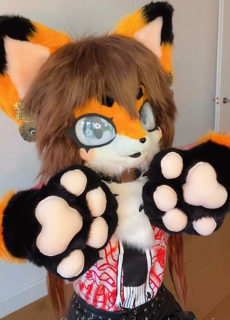 emberstarfur nudes model photos