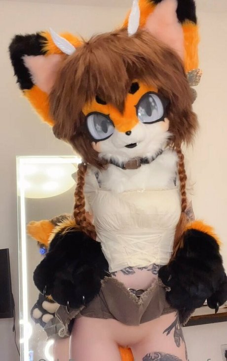 emberstarfur high quality model pic