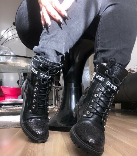 blonde creampie onlyfans exclusive photo