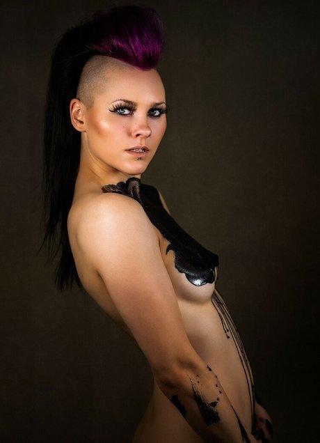 VMissyB hot pornstar pic