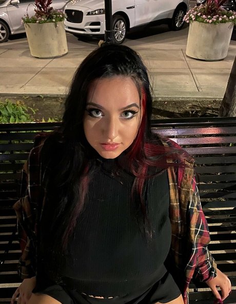 Alexa Nicole Ray model img