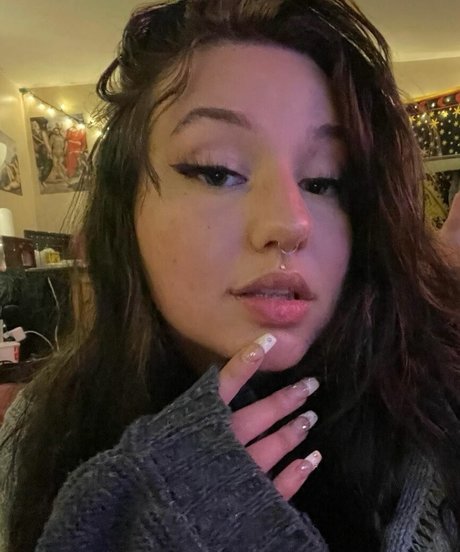 Alexa Nicole Ray star art image