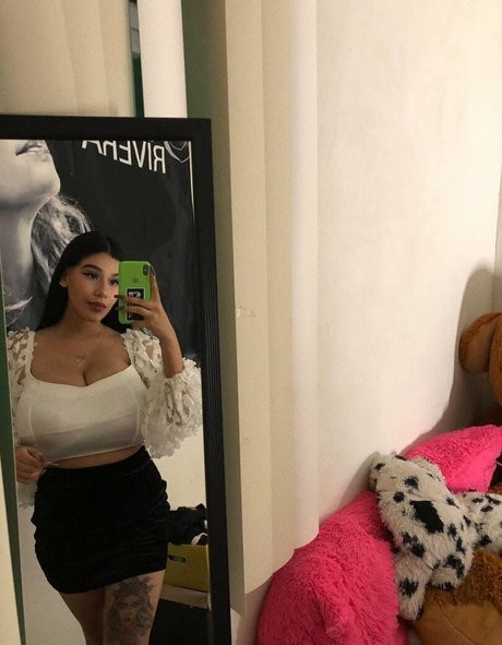 Fernanda V star perfect pictures