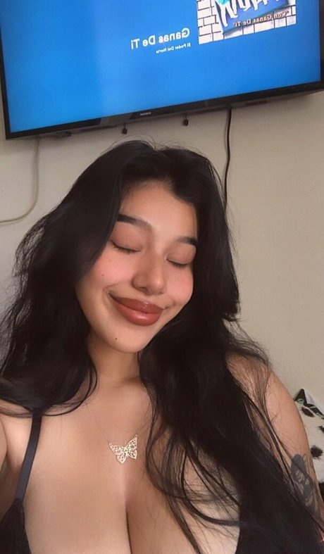 Fernanda V model nice images